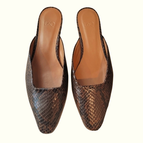 LOQ Brown Snakeskin Mules - Picture 2 of 6